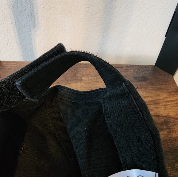 Baseball cap - Picture 4 of 5